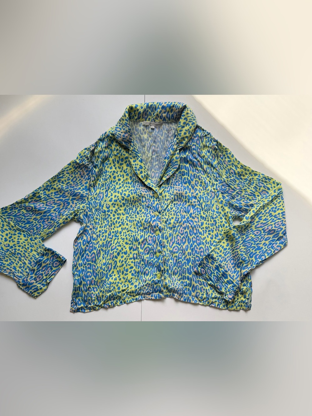 Stella McCartney Lime and Blue Leopard Satin Pajama Shirt - Picture 3 of 8